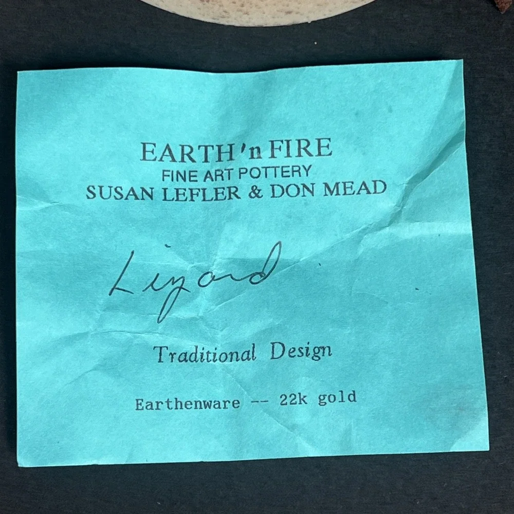 Earth’n Fire Fine Art Pottery beautiful vintage
